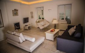 President Boutique Apartment II